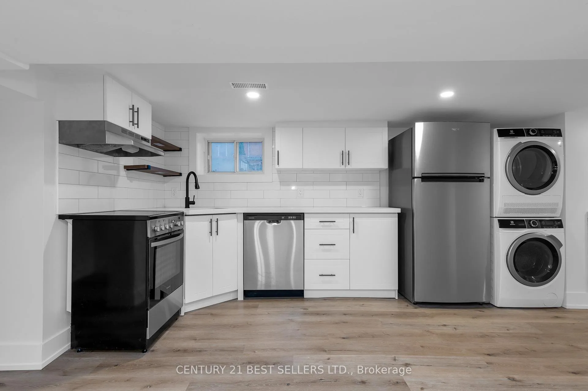 Photo 4 of Unit 3, 14 Avalon Place, Hamilton, Gibson — HOMEH