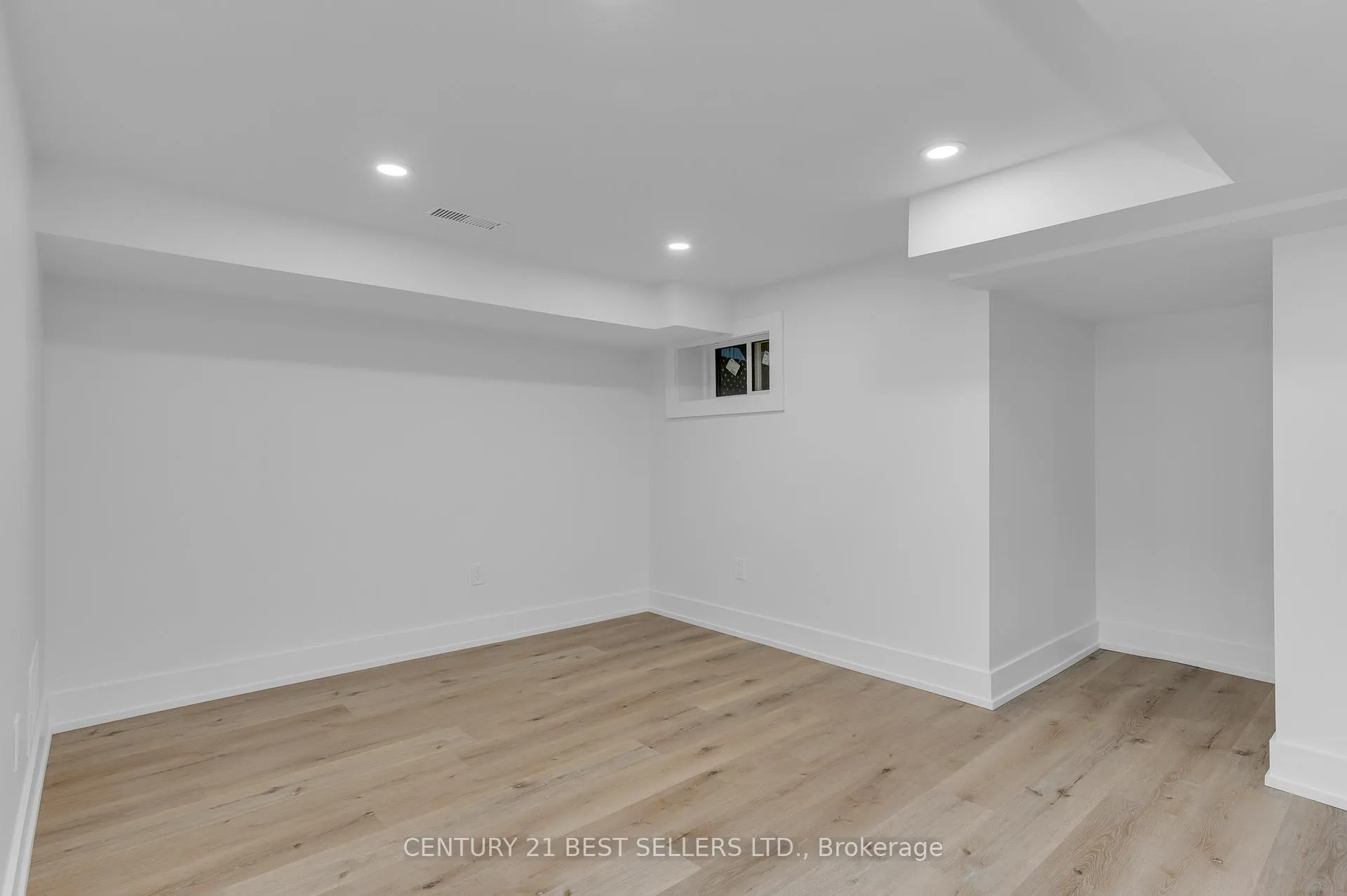 Photo 5 of Unit 3, 14 Avalon Place, Hamilton, Gibson — HOMEH