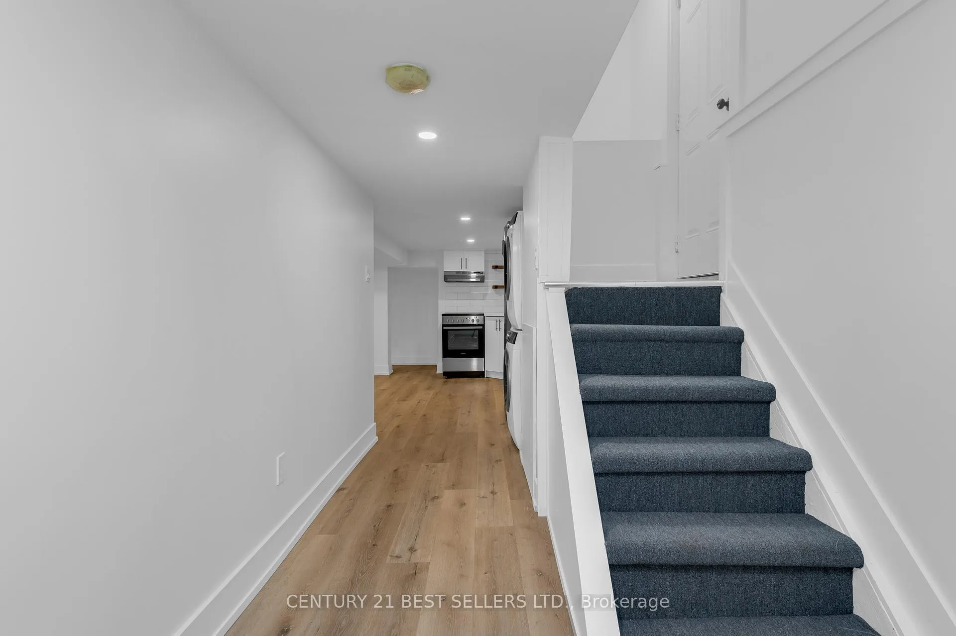 Photo 7 of Unit 3, 14 Avalon Place, Hamilton, Gibson — HOMEH