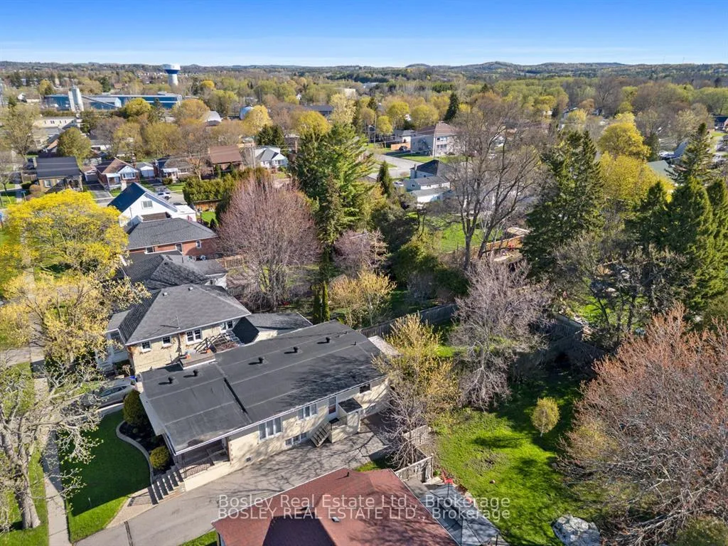 Photo 5 of 380 D'Arcy Street, Cobourg — HOMEH