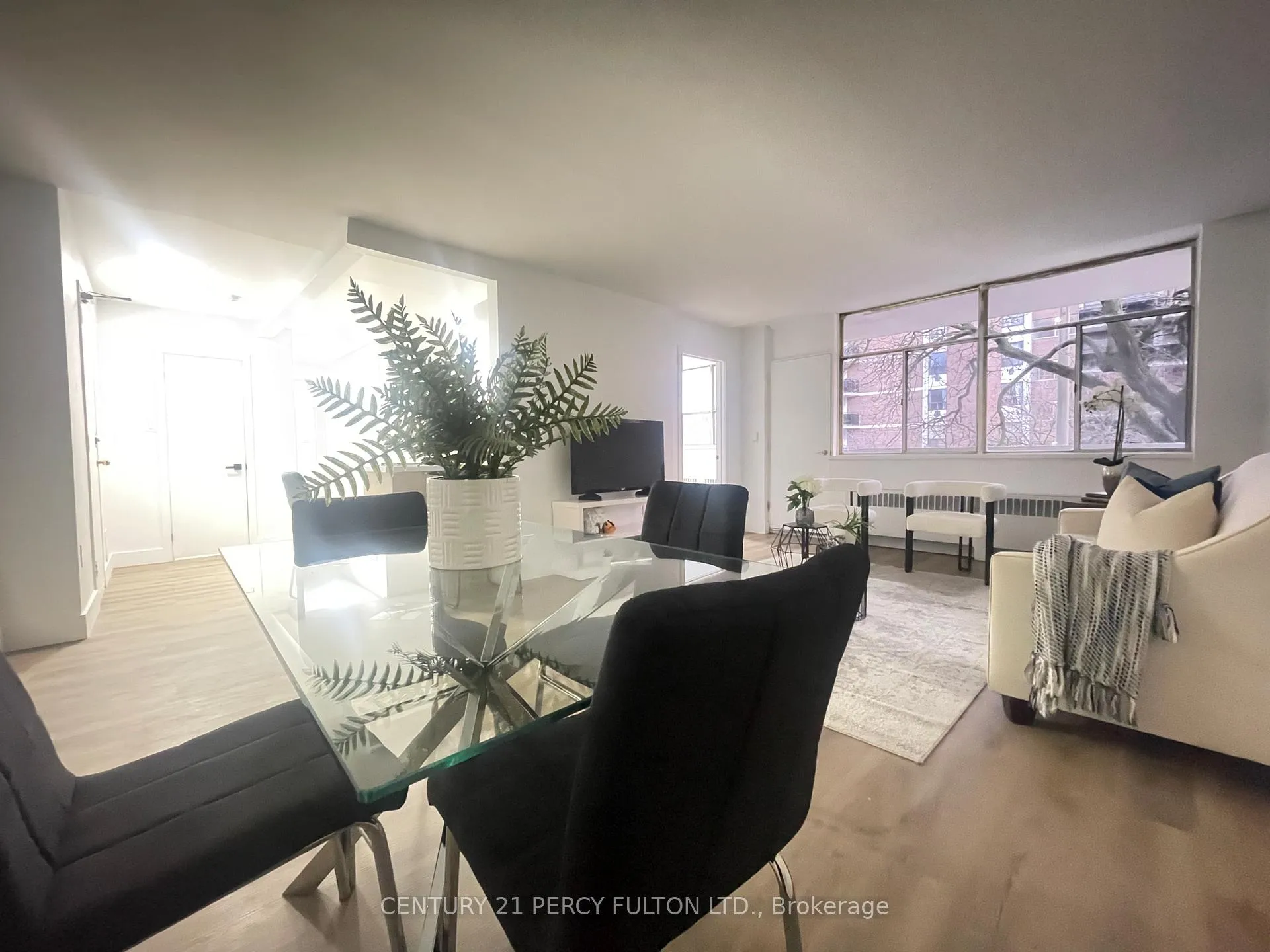 Photo 8 of Unit 201, 8 Park Vista Drive, Toronto, O'Connor-Parkview — HOMEH