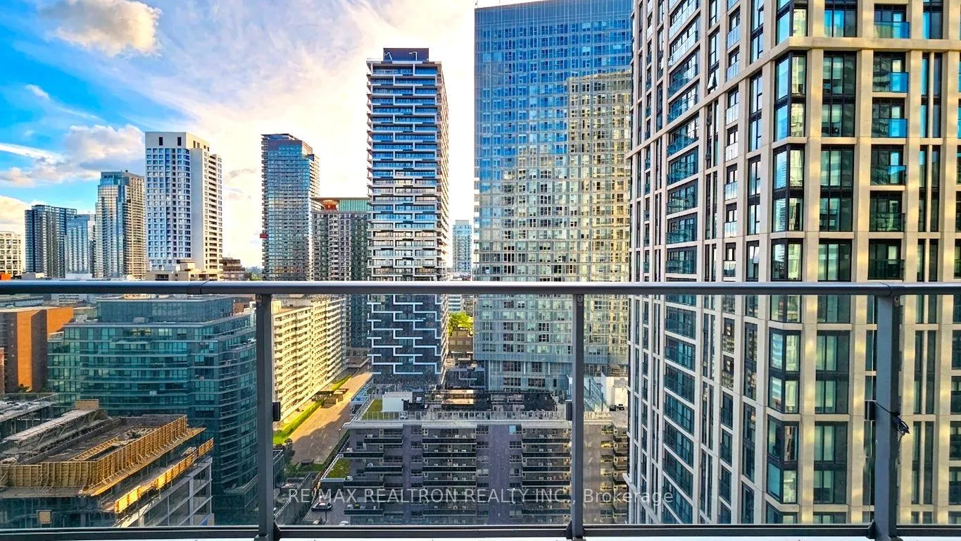 Photo 1 of Unit 2111, 195 Redpath Avenue, Toronto, Mount Pleasant West — HOMEH