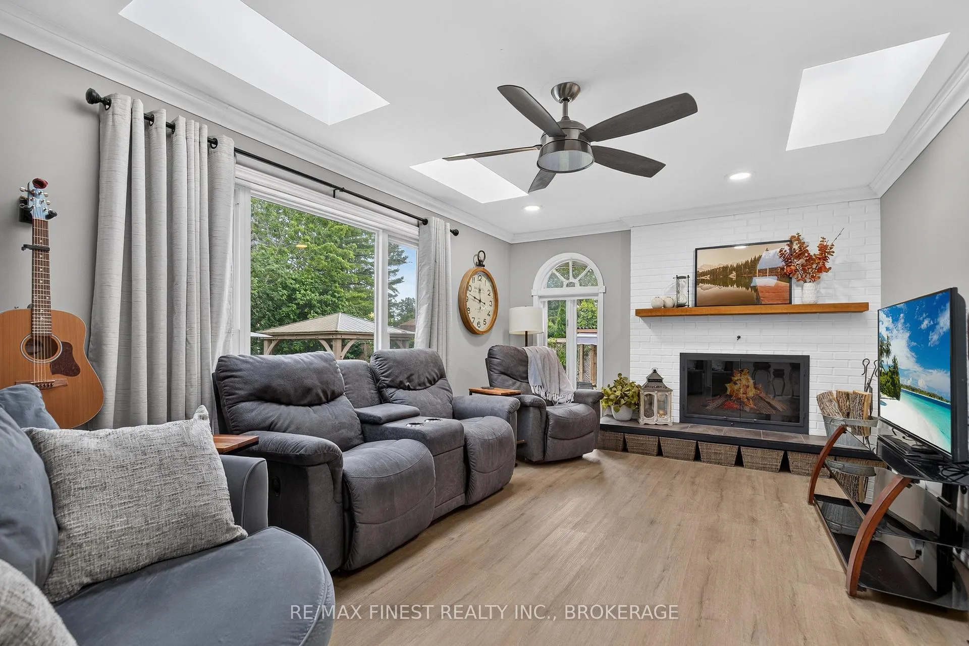 Photo 19 of 35 Keller Drive, Belleville, Belleville Ward — HOMEH