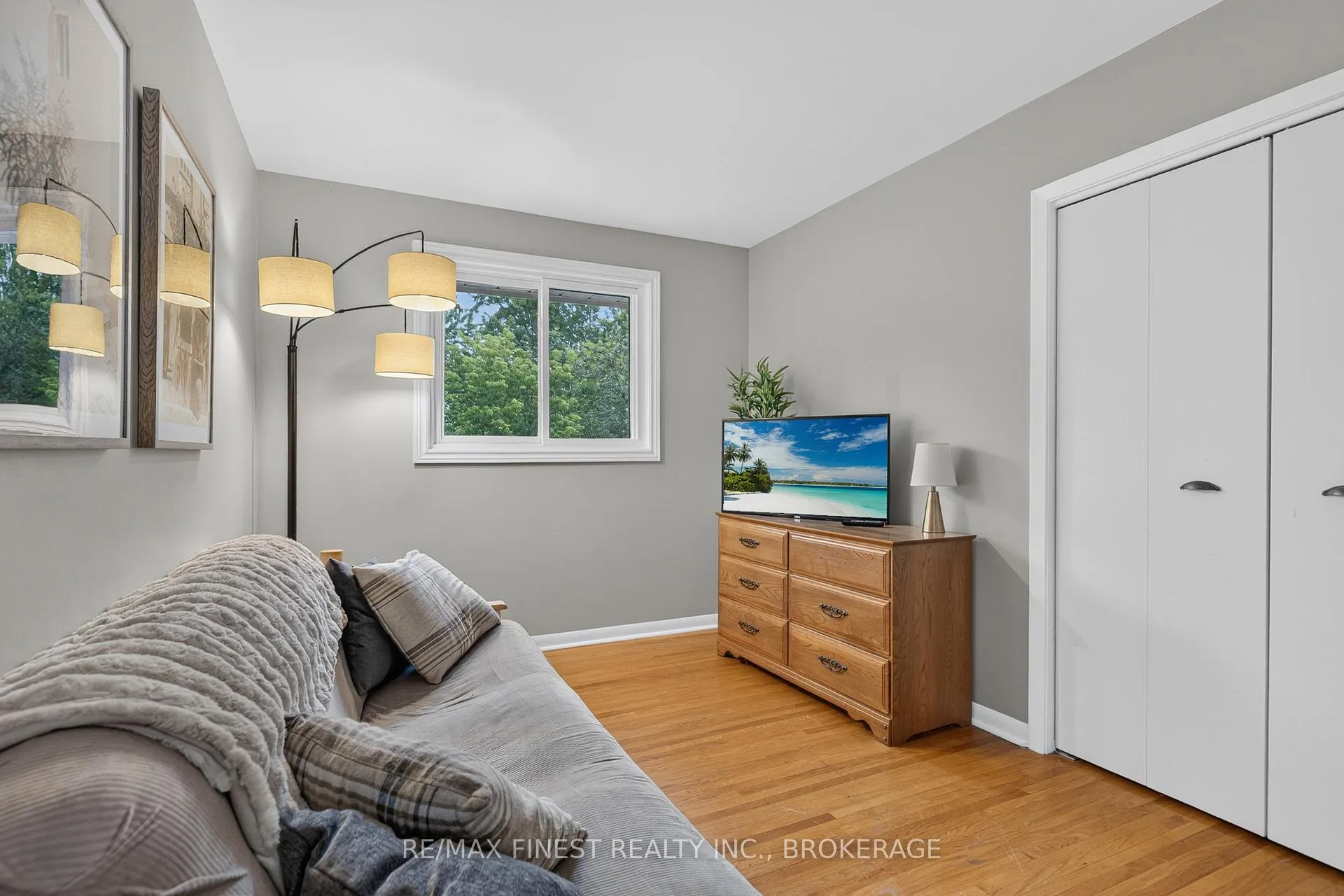 Photo 26 of 35 Keller Drive, Belleville, Belleville Ward — HOMEH