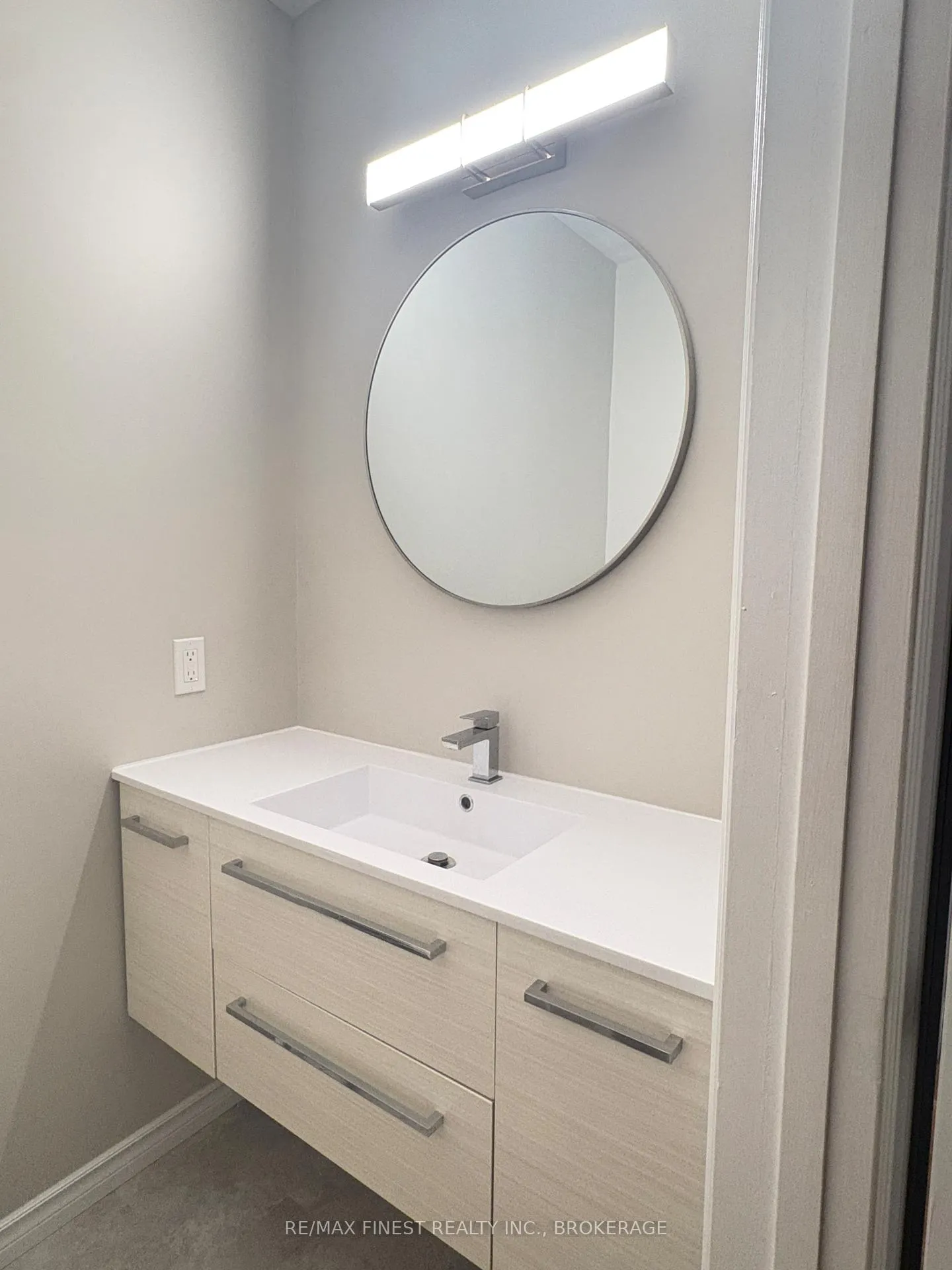 Photo 31 of 35 Keller Drive, Belleville, Belleville Ward — HOMEH
