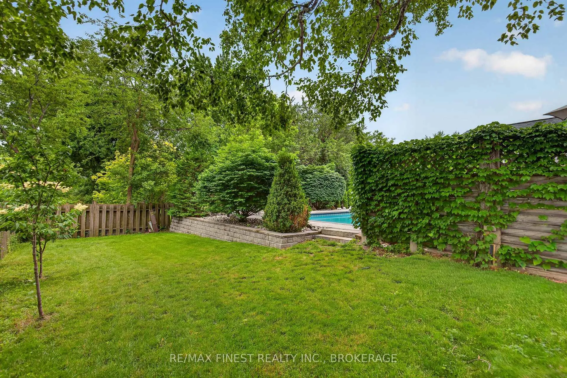 Photo 44 of 35 Keller Drive, Belleville, Belleville Ward — HOMEH