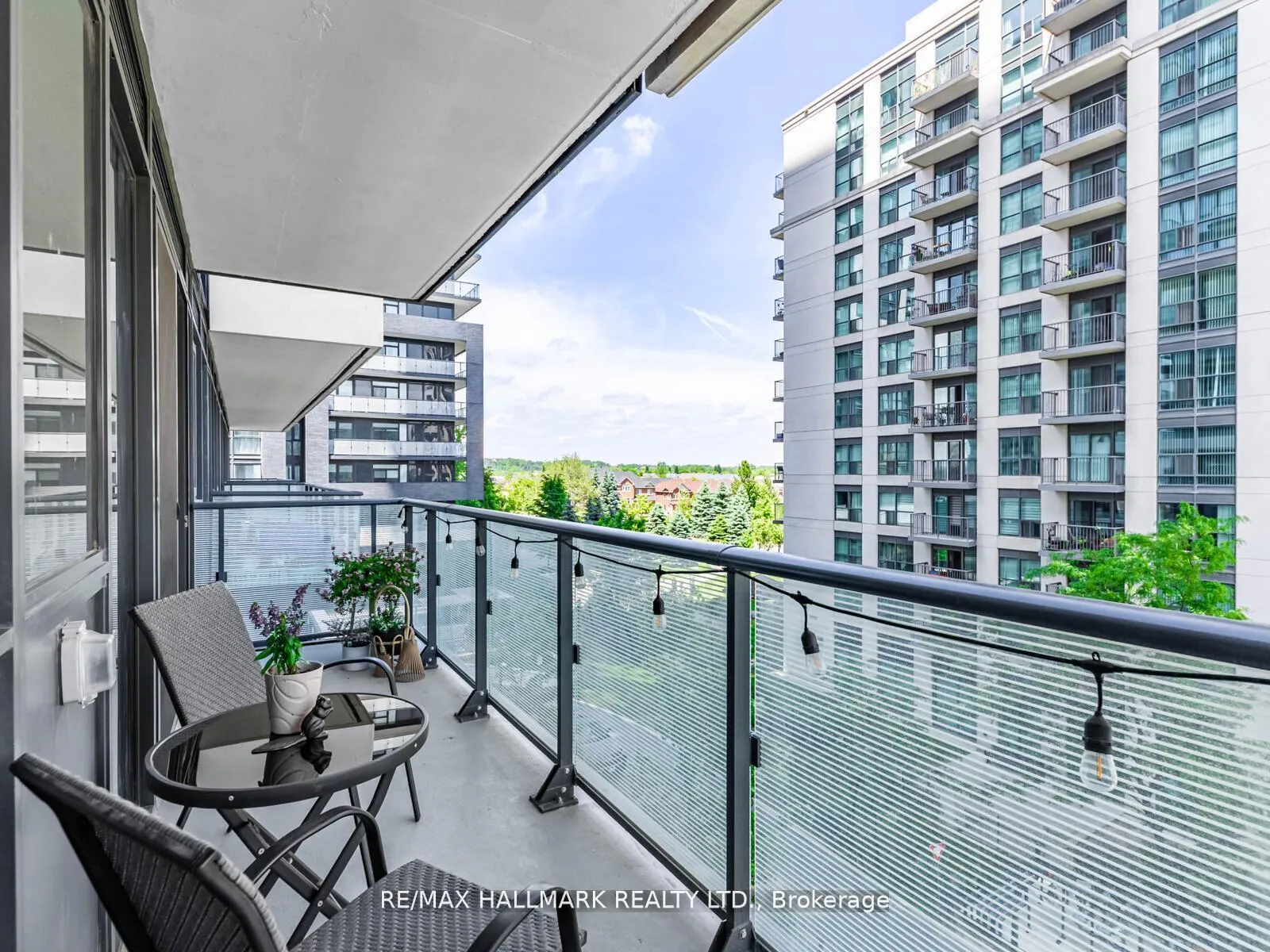 Photo 29 of Unit 404, 105 Oneida Crescent, Richmond Hill, Langstaff — HOMEH