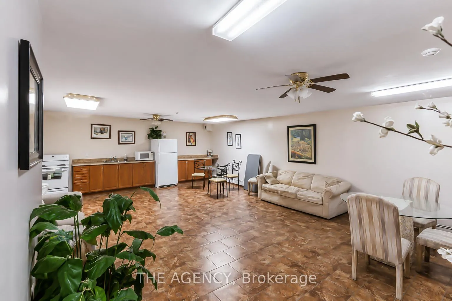 Photo 24 of Unit 212, 793 Colborne Street, Brantford, Echo Place — HOMEH