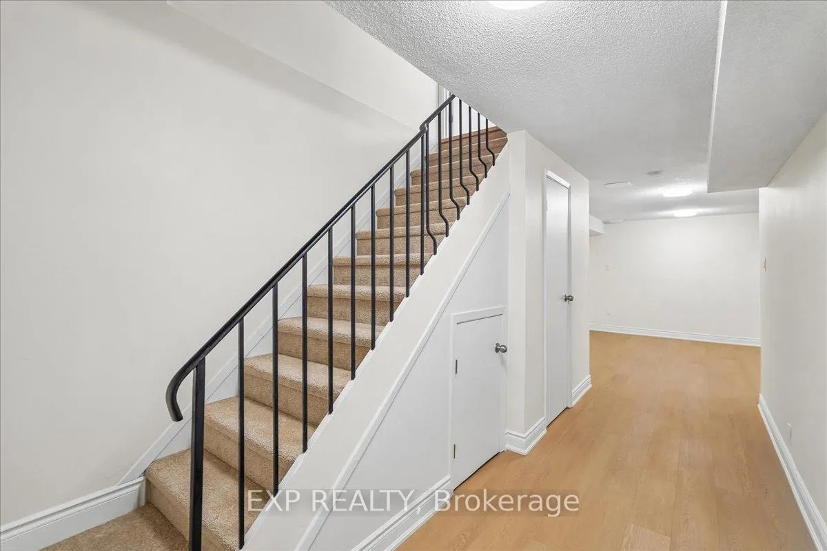 Photo 17 of Unit 72, 1556 Lancaster Drive, Oakville, Falgarwood — HOMEH
