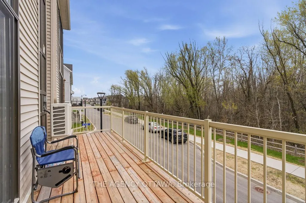 Photo 14 of 920 Nova Private, Ottawa, Barrhaven - Half Moon Bay — HOMEH