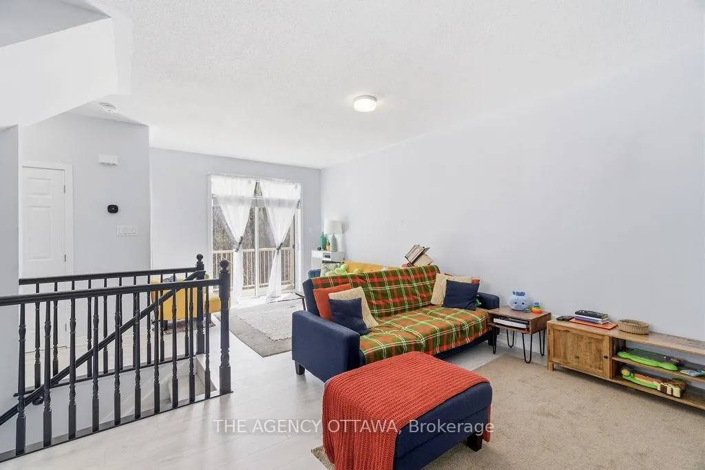 Photo 16 of 920 Nova Private, Ottawa, Barrhaven - Half Moon Bay — HOMEH