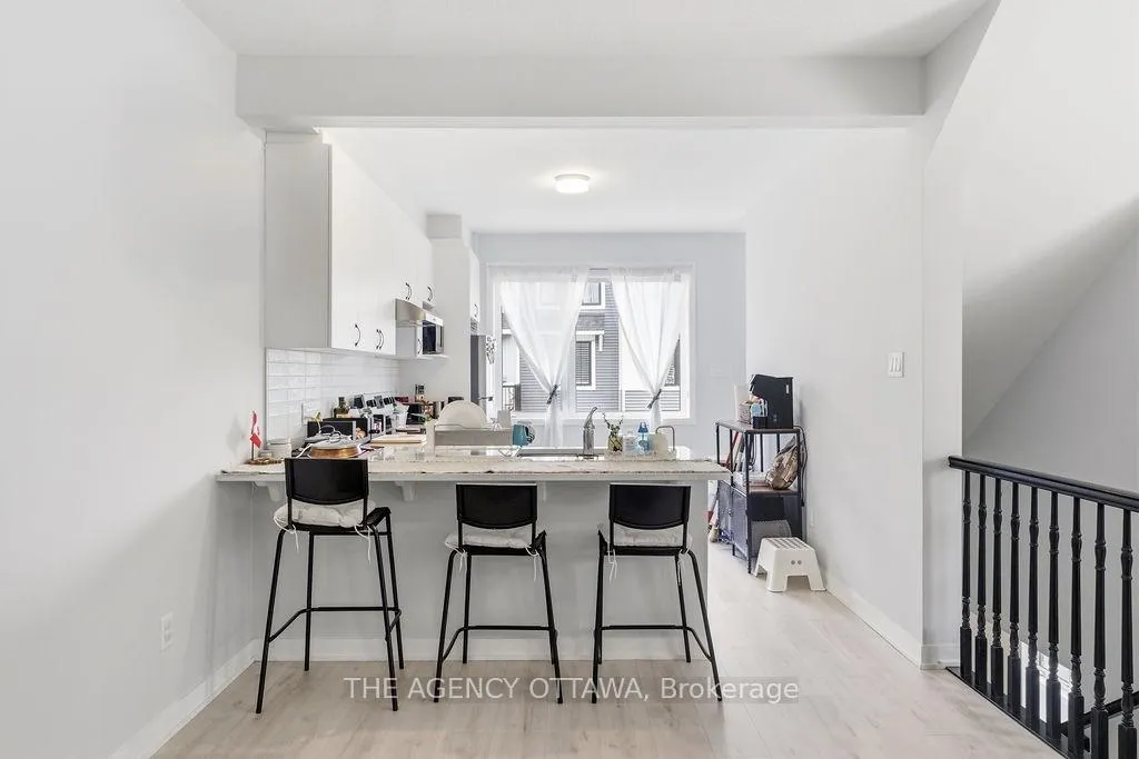 Photo 18 of 920 Nova Private, Ottawa, Barrhaven - Half Moon Bay — HOMEH