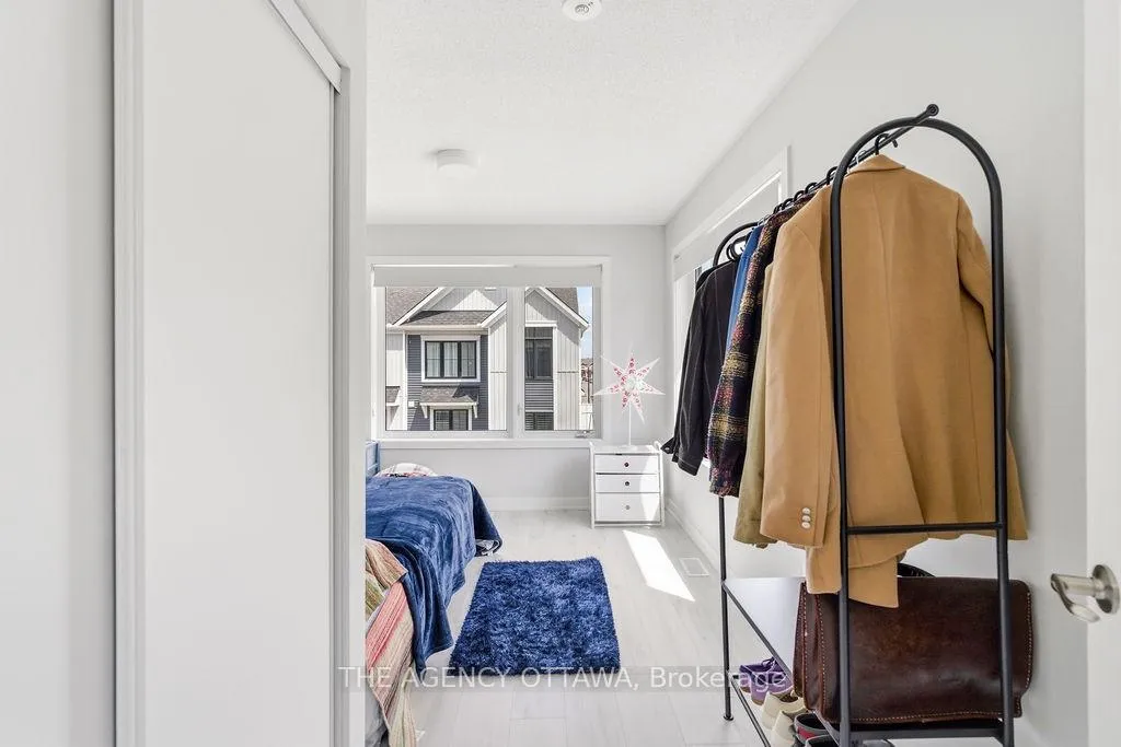 Photo 33 of 920 Nova Private, Ottawa, Barrhaven - Half Moon Bay — HOMEH