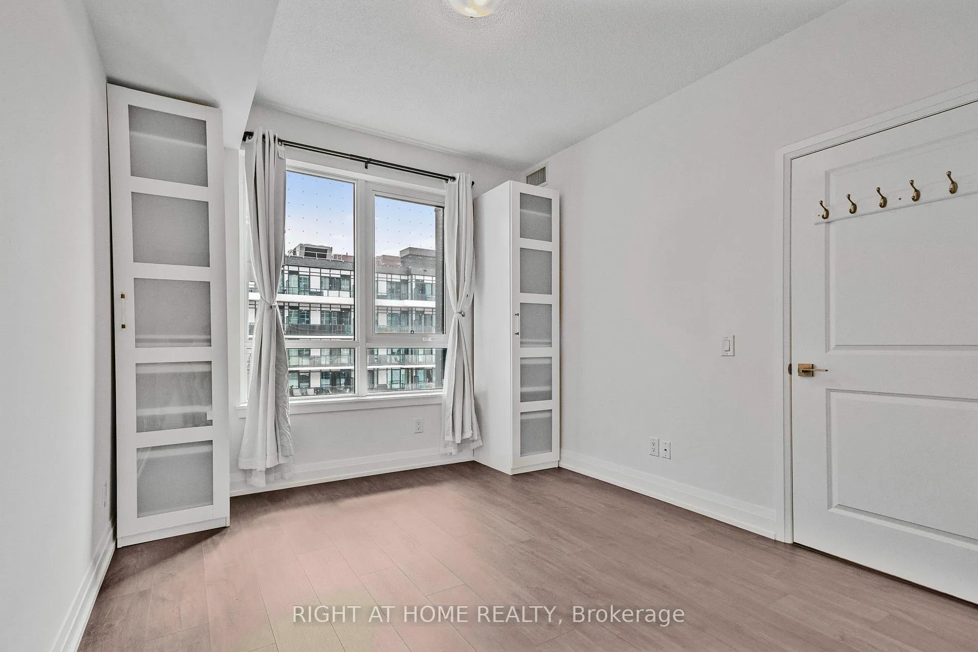 Photo 9 of Unit 633, 591 Sheppard Avenue, North York, Bayview Village — HOMEH