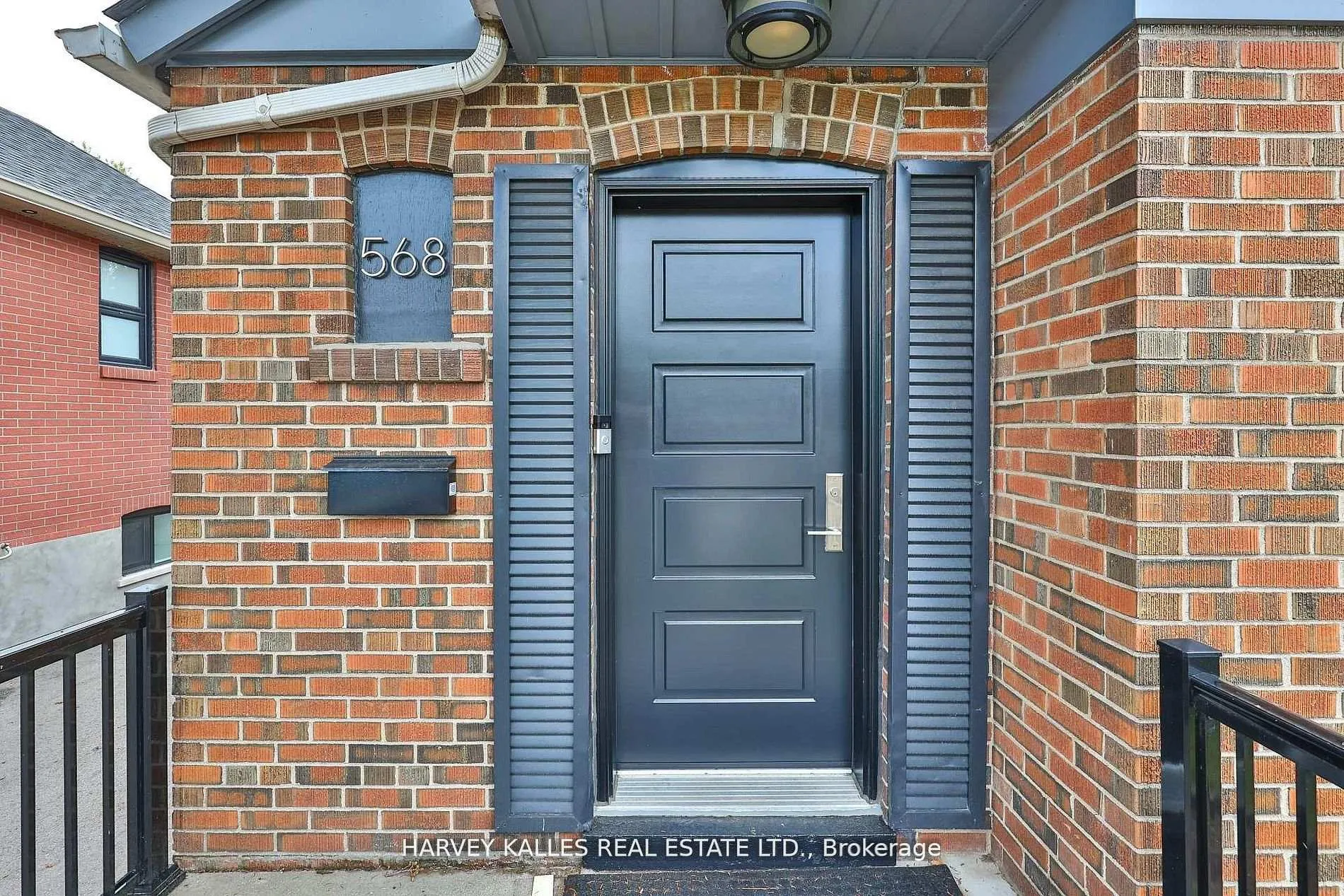 Photo 3 of 568 Northcliffe Boulevard, Toronto, Oakwood Village — HOMEH