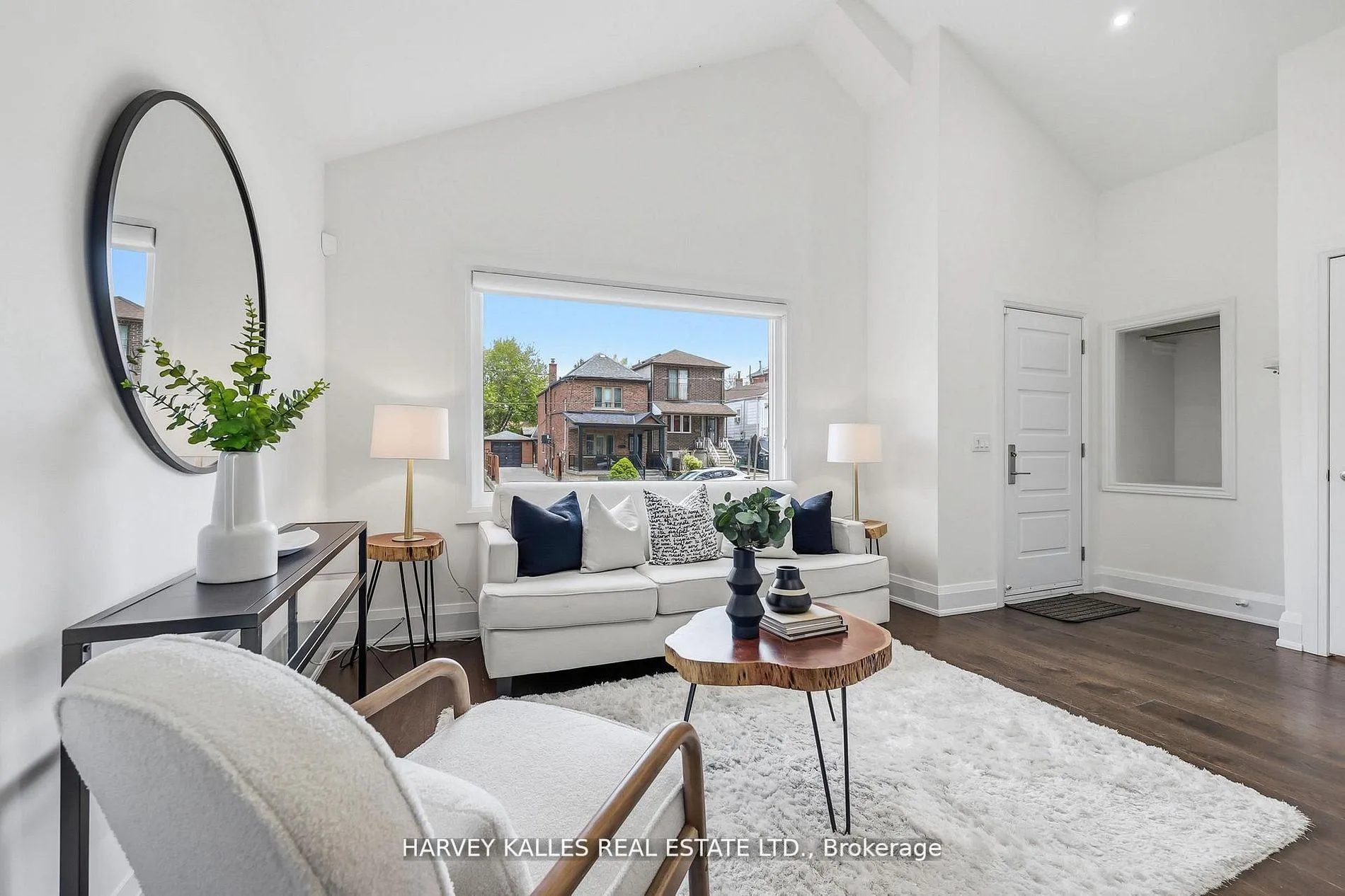Photo 7 of 568 Northcliffe Boulevard, Toronto, Oakwood Village — HOMEH