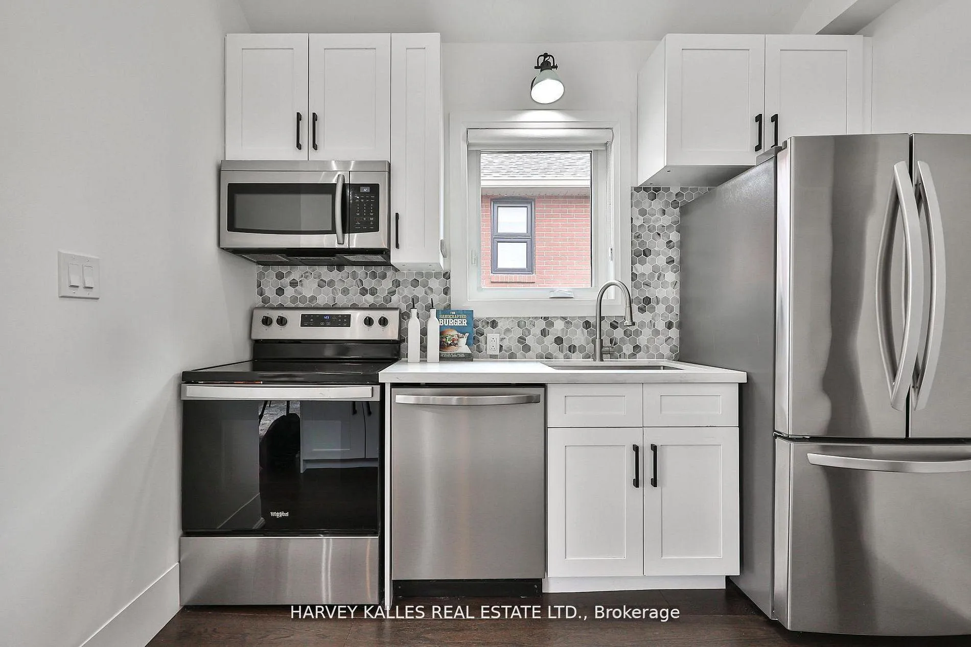 Photo 15 of 568 Northcliffe Boulevard, Toronto, Oakwood Village — HOMEH
