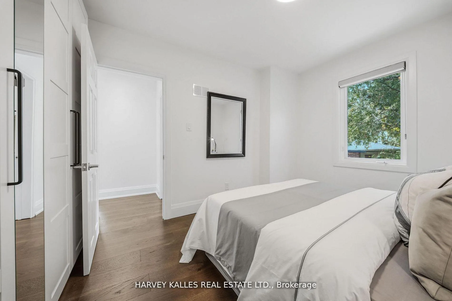 Photo 20 of 568 Northcliffe Boulevard, Toronto, Oakwood Village — HOMEH