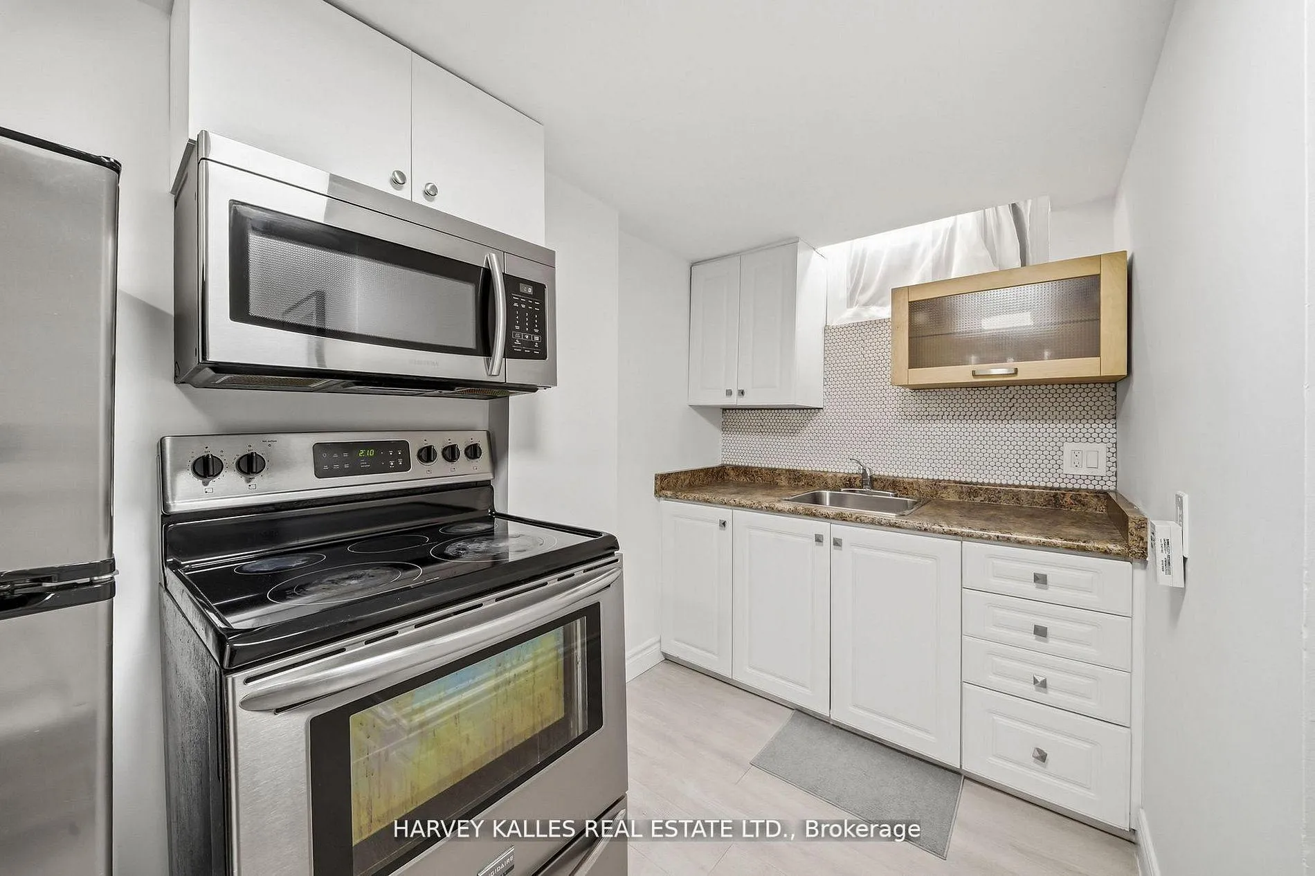 Photo 31 of 568 Northcliffe Boulevard, Toronto, Oakwood Village — HOMEH
