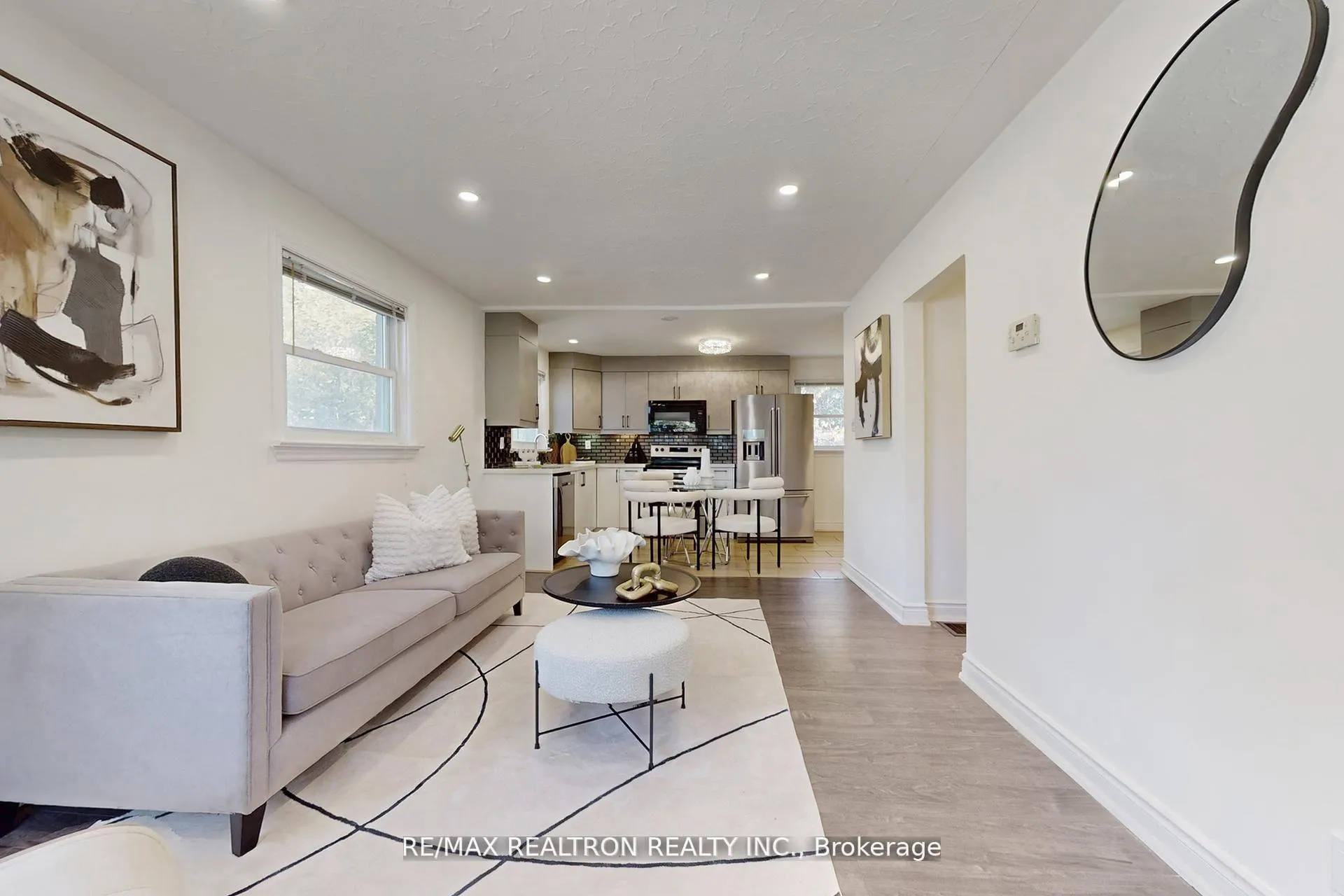 Photo 11 of 59 Machell Avenue, Aurora, Aurora Village — HOMEH