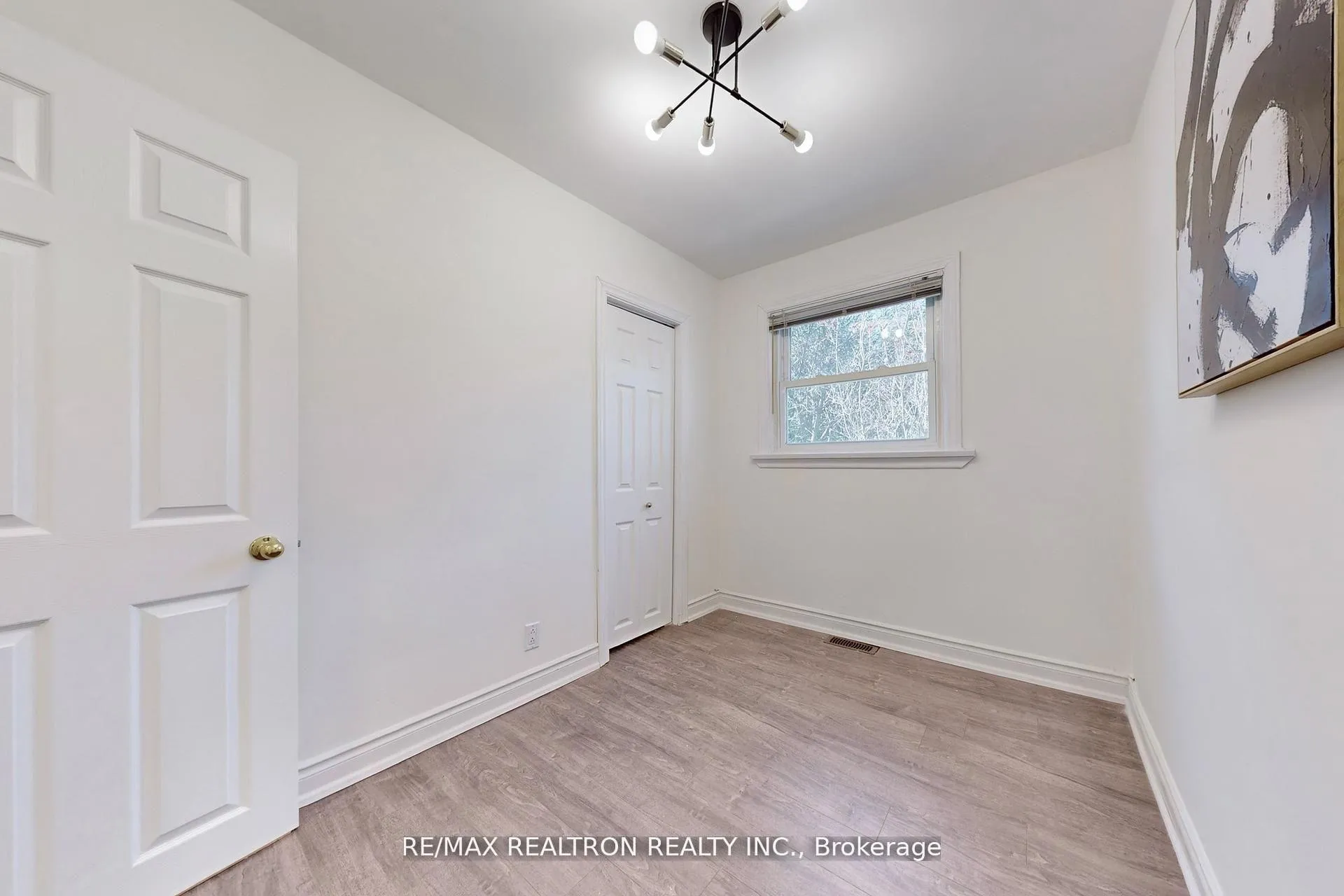 Photo 21 of 59 Machell Avenue, Aurora, Aurora Village — HOMEH
