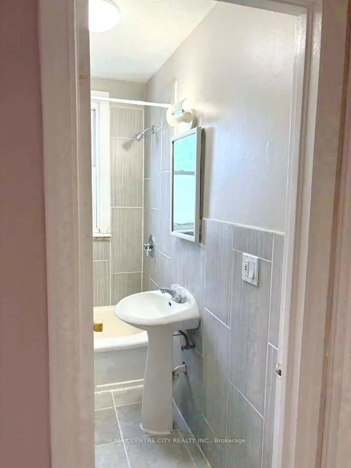 Photo 7 of Unit Upper, 31 Langarth Street W, London, South E — HOMEH