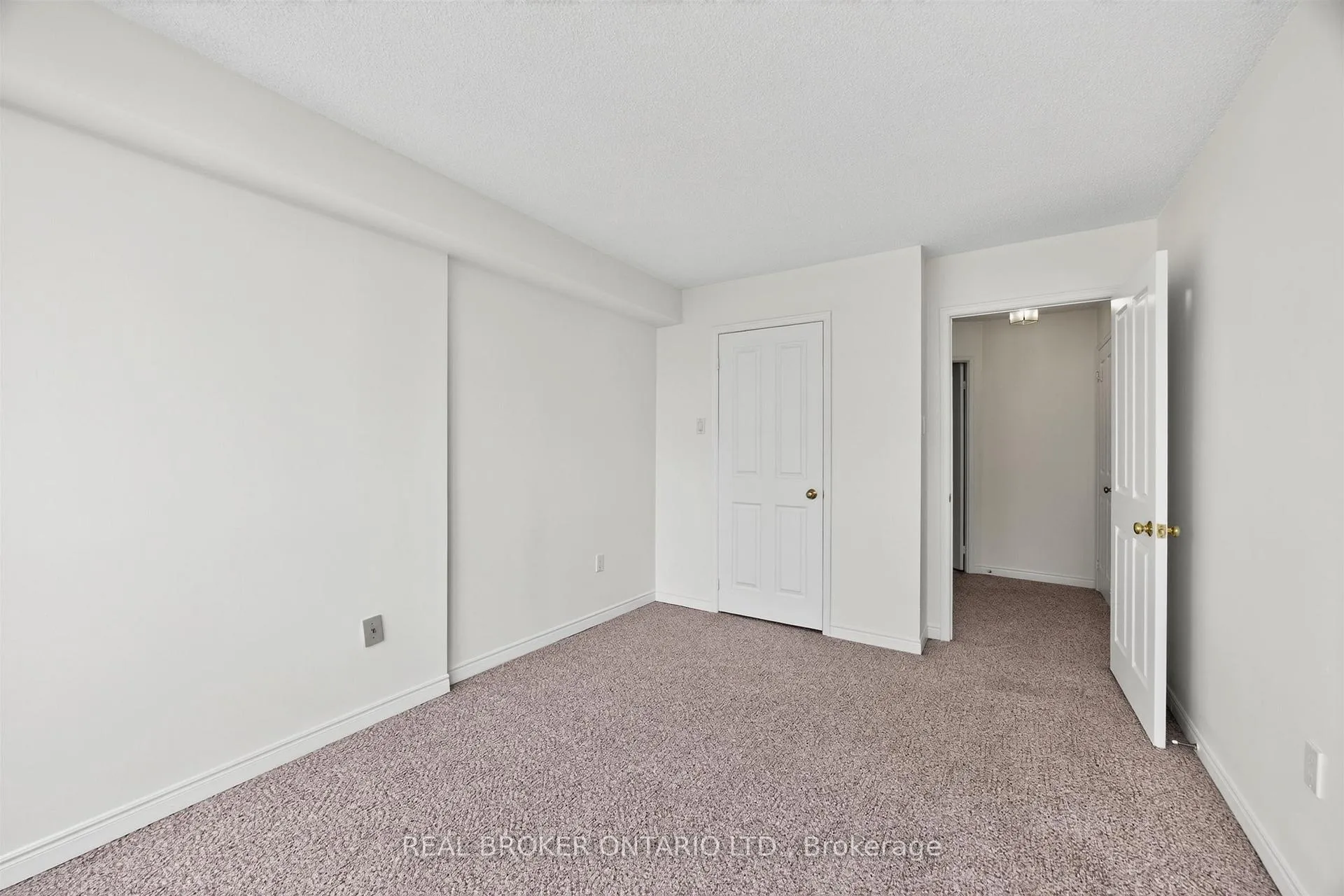 Photo 24 of Unit 501, 7250 Yonge Street, Vaughan, Crestwood-Springfarm-Yorkhill — HOMEH