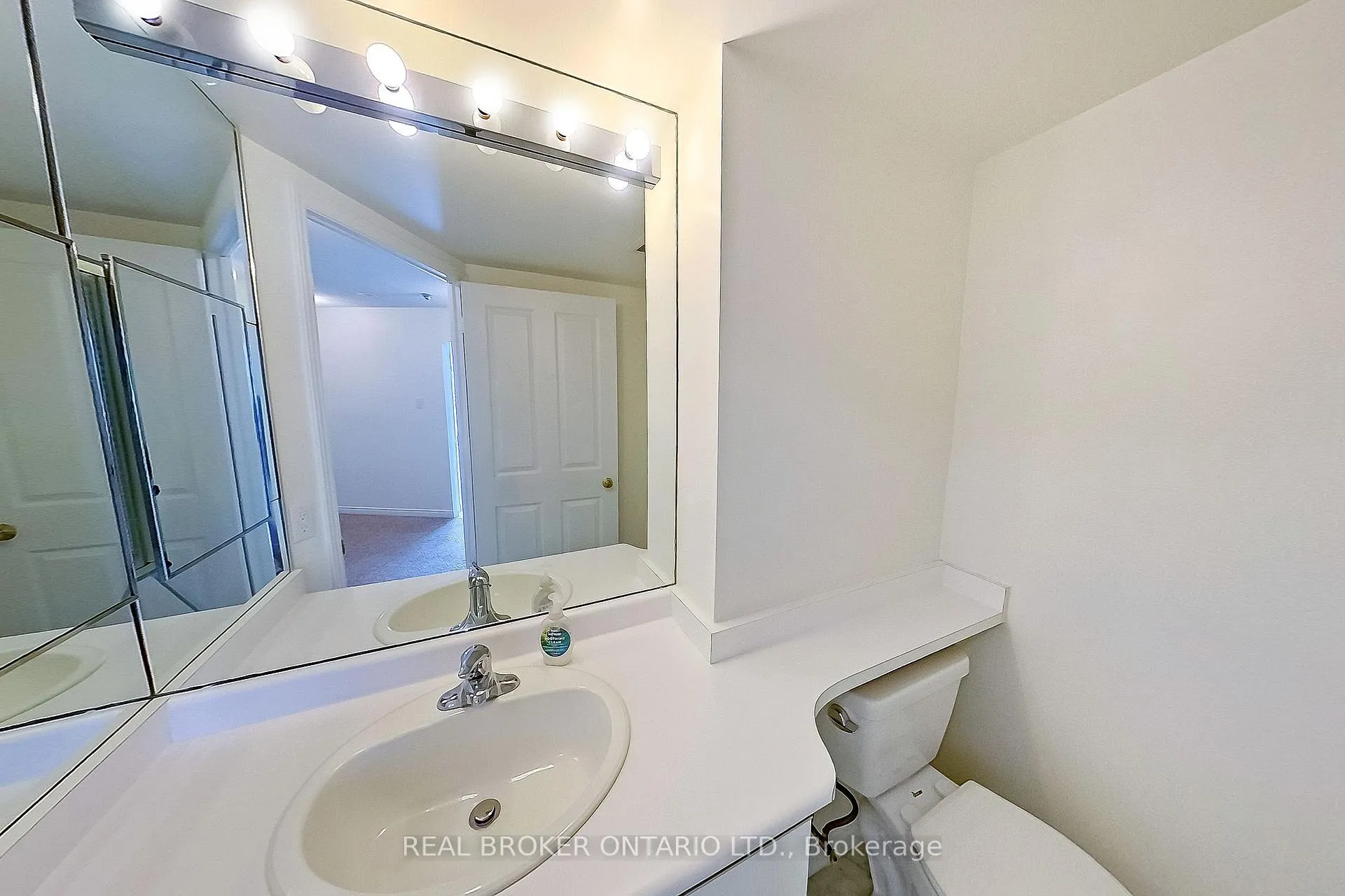 Photo 30 of Unit 501, 7250 Yonge Street, Vaughan, Crestwood-Springfarm-Yorkhill — HOMEH