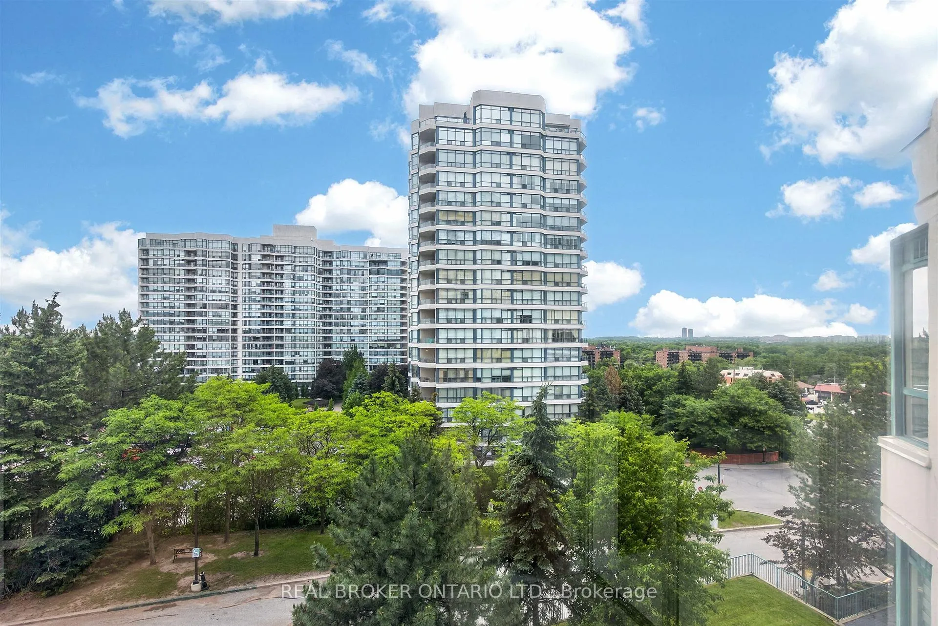 Photo 34 of Unit 501, 7250 Yonge Street, Vaughan, Crestwood-Springfarm-Yorkhill — HOMEH