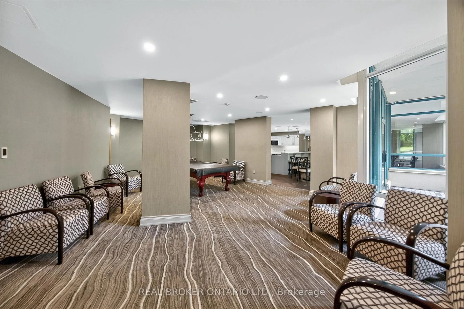 Photo 35 of Unit 501, 7250 Yonge Street, Vaughan, Crestwood-Springfarm-Yorkhill — HOMEH