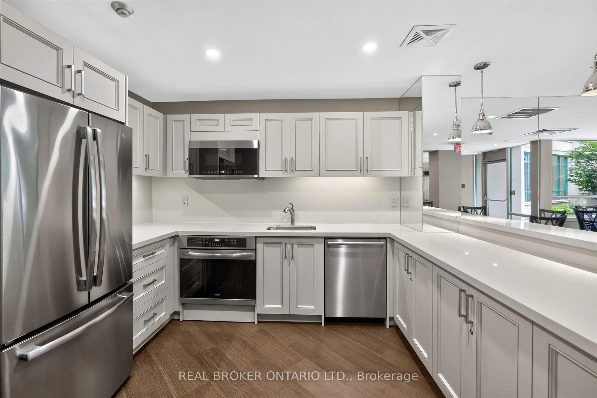 Photo 41 of Unit 501, 7250 Yonge Street, Vaughan, Crestwood-Springfarm-Yorkhill — HOMEH