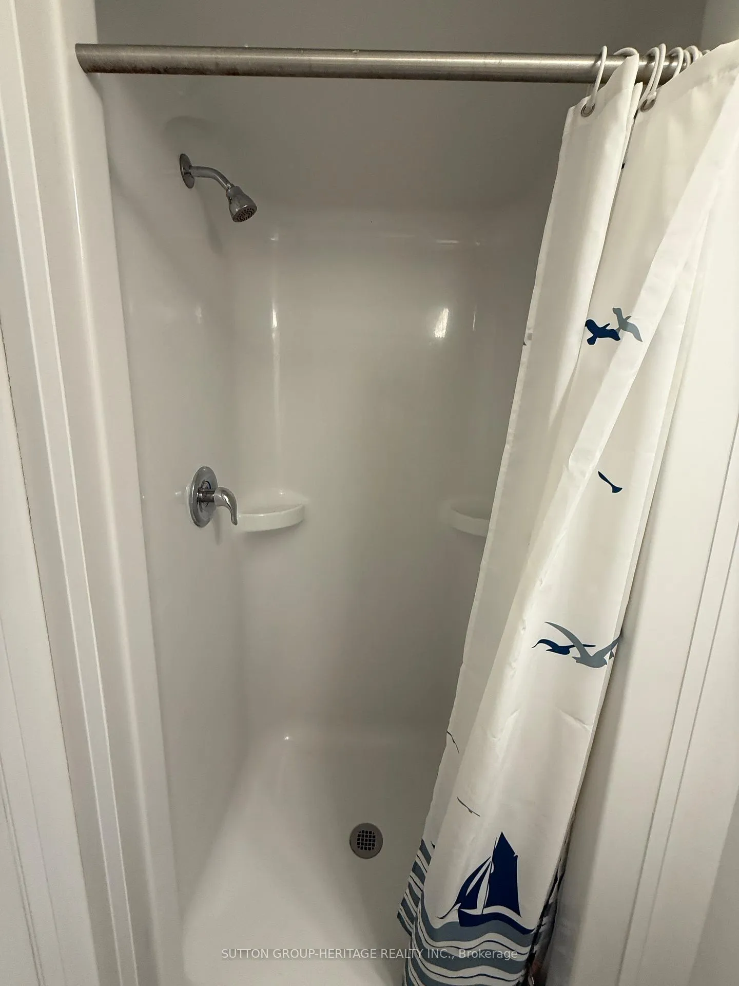 Photo 5 of Unit 36, 1900 Simcoe Street N, Oshawa, Samac — HOMEH