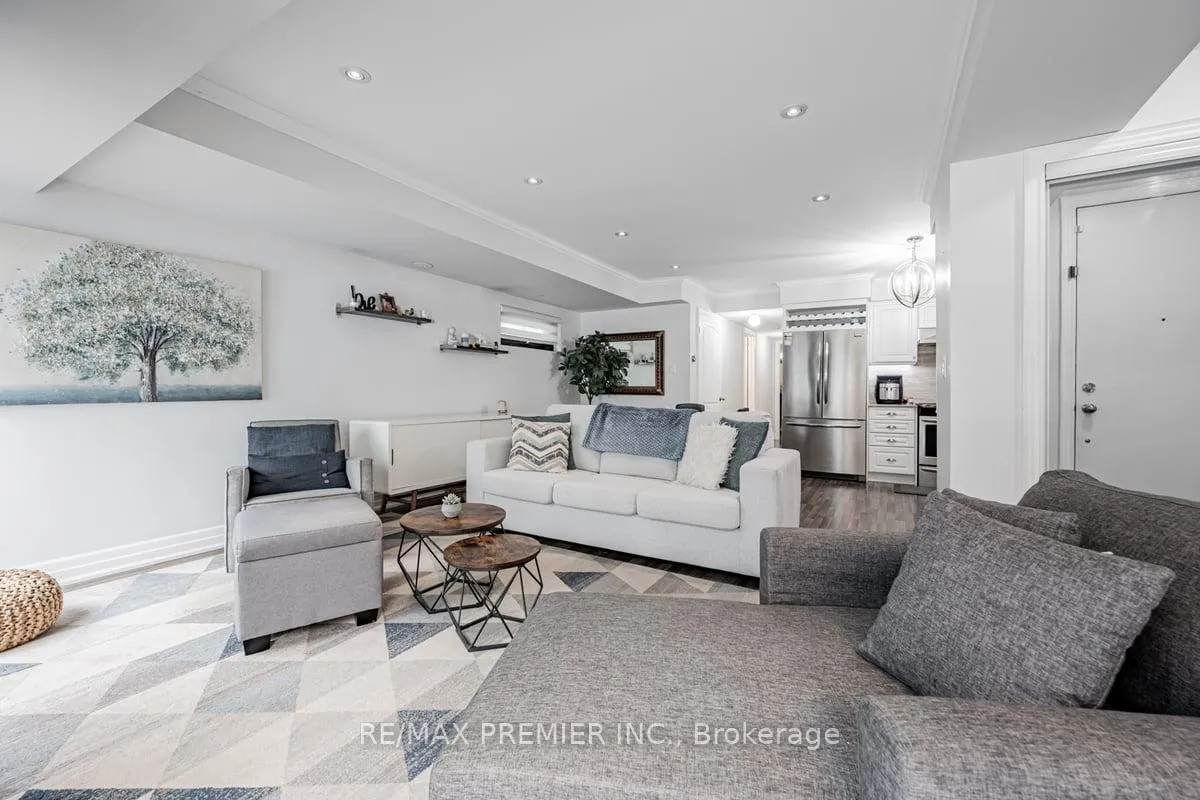 Photo 5 of Unit 624, 140 Widdicombe Hill Boulevard, Etobicoke, Willowridge-Martingrove-Richview — HOMEH