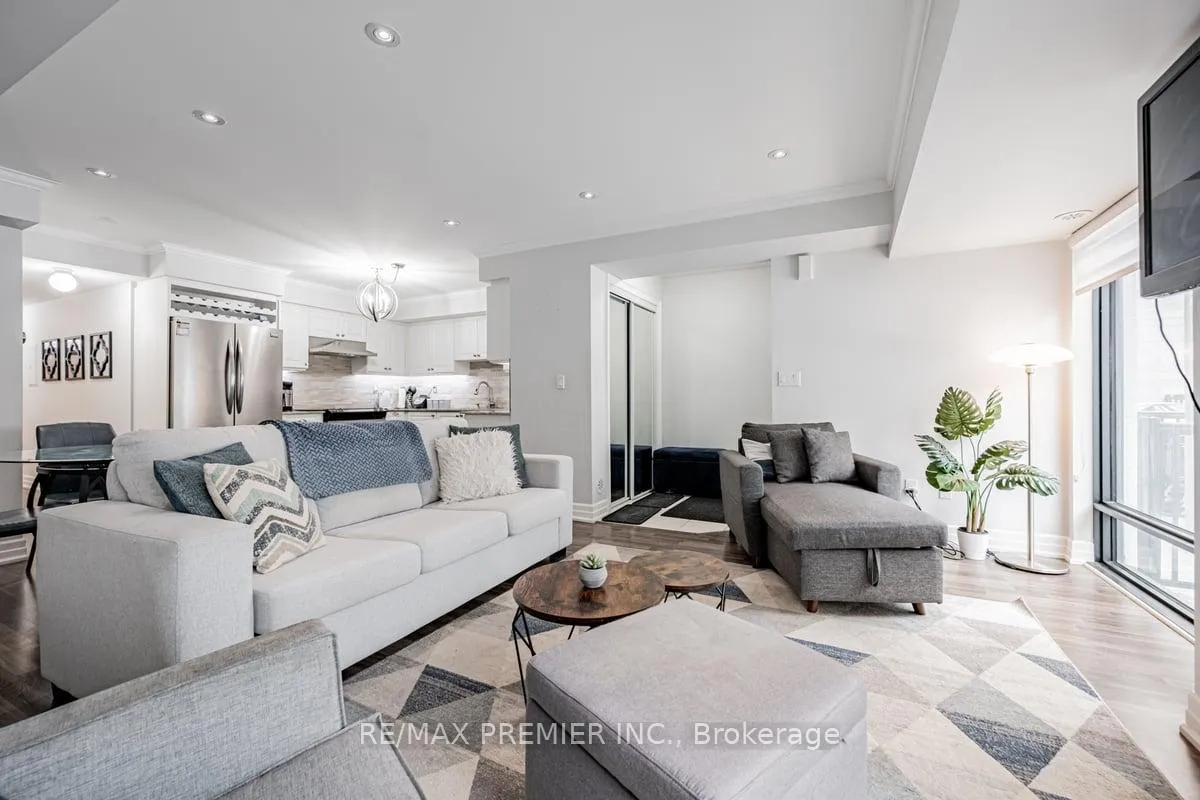 Photo 8 of Unit 624, 140 Widdicombe Hill Boulevard, Etobicoke, Willowridge-Martingrove-Richview — HOMEH