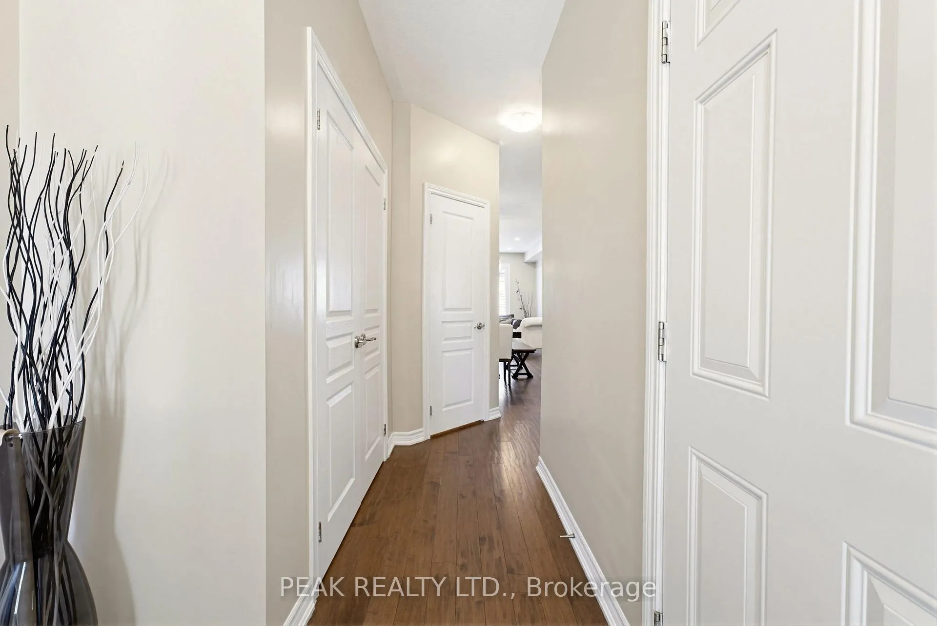 Photo 3 of Unit 84, 80 Willow Street, Brant, Paris — HOMEH