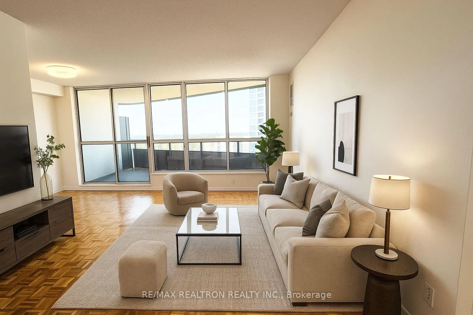 Photo 5 of Unit 505, 21 Vaughan Road, Toronto, Wychwood — HOMEH