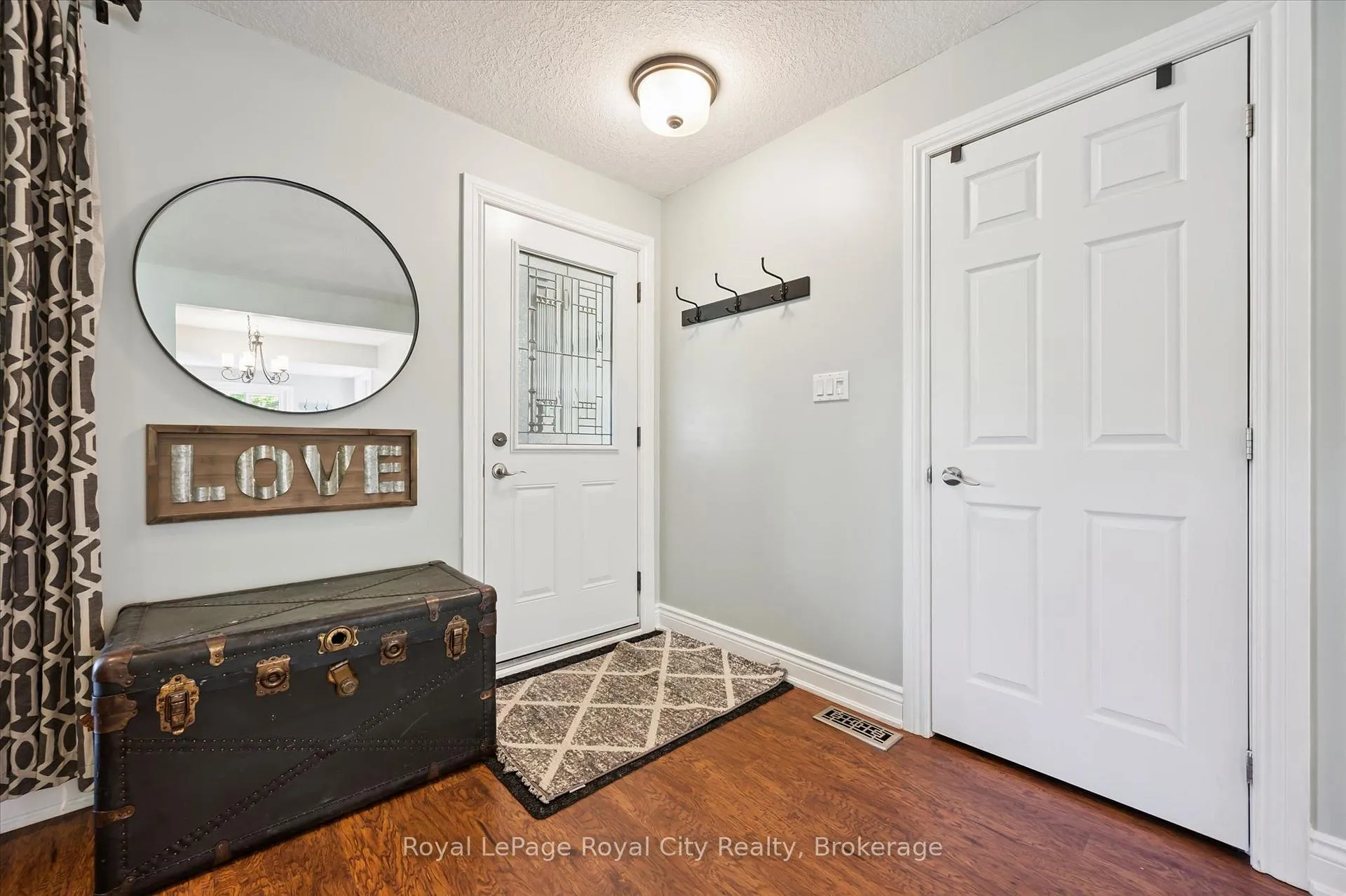 Photo 8 of 229 Ross Avenue, Kitchener — HOMEH