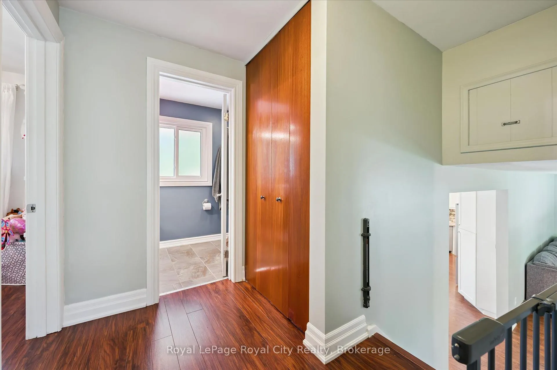 Photo 21 of 229 Ross Avenue, Kitchener — HOMEH