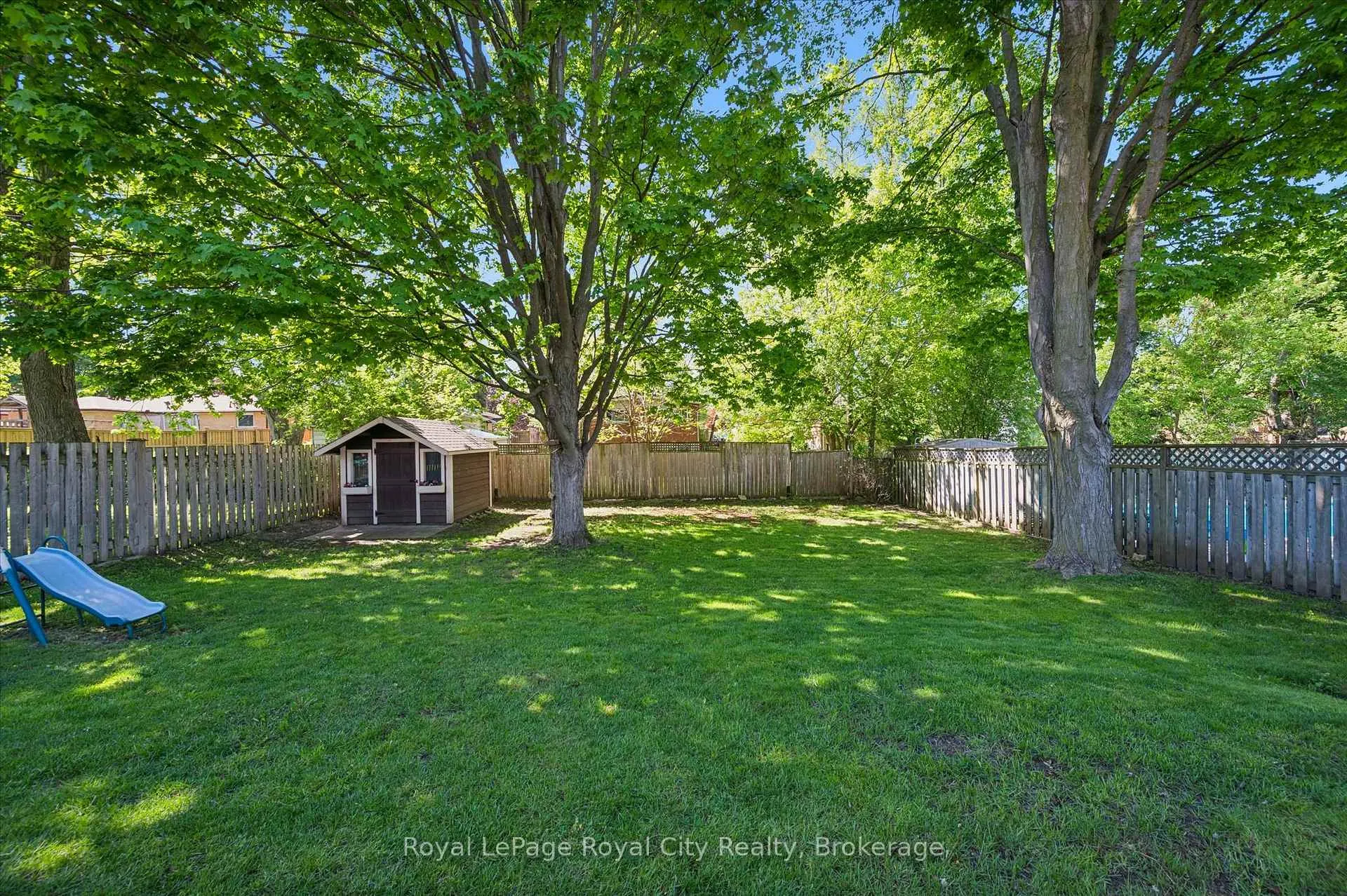 Photo 37 of 229 Ross Avenue, Kitchener — HOMEH