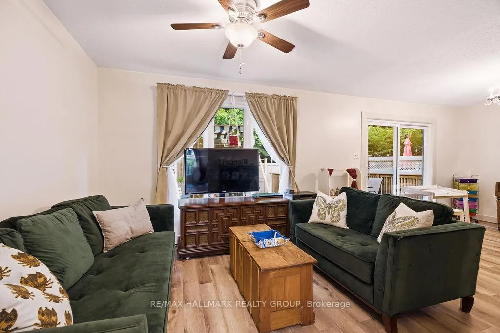Photo 15 of 67 Grady Crescent, Ottawa, Sheahan Estates/Trend Village — HOMEH