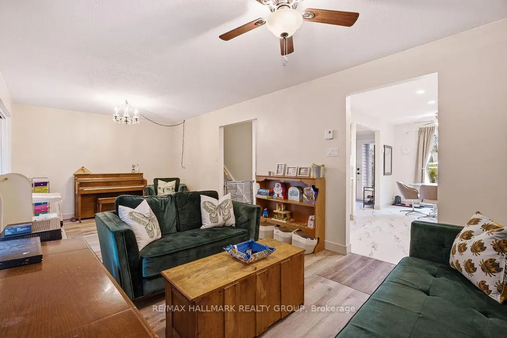 Photo 16 of 67 Grady Crescent, Ottawa, Sheahan Estates/Trend Village — HOMEH