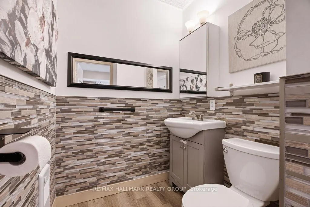 Photo 21 of 67 Grady Crescent, Ottawa, Sheahan Estates/Trend Village — HOMEH