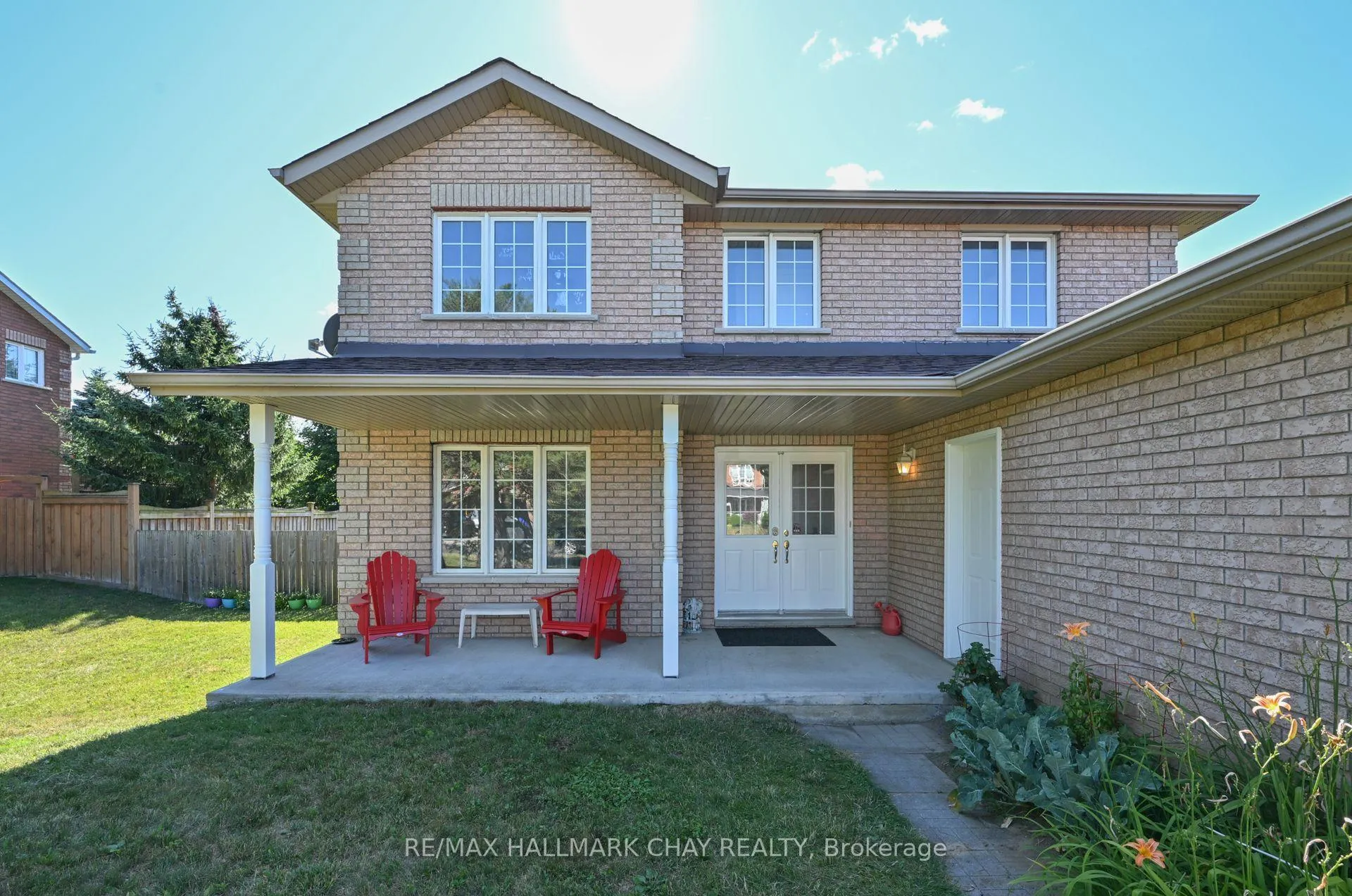 Photo 3 of 16 Brian Crescent, Adjala-Tosorontio, Everett — HOMEH