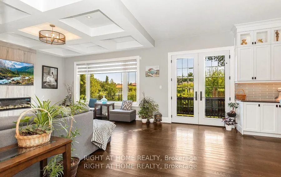 Photo 9 of 1220 Meredith Avenue, Mississauga, Lakeview — HOMEH