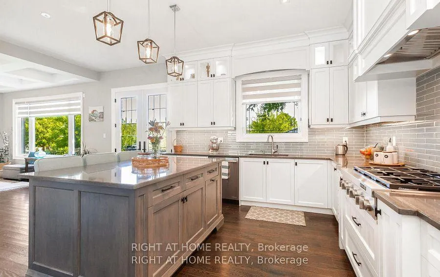 Photo 14 of 1220 Meredith Avenue, Mississauga, Lakeview — HOMEH