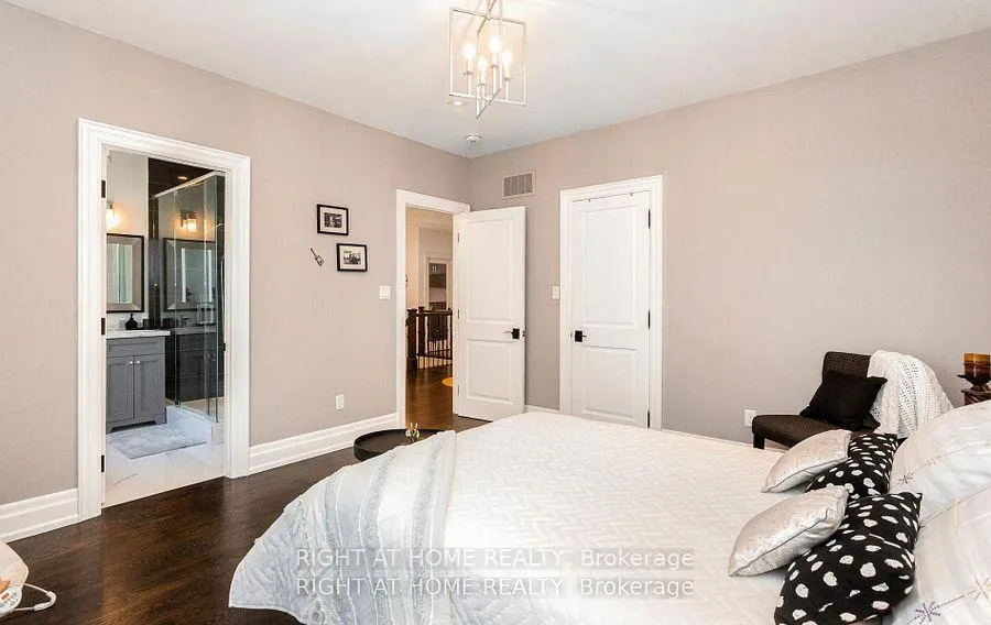 Photo 30 of 1220 Meredith Avenue, Mississauga, Lakeview — HOMEH