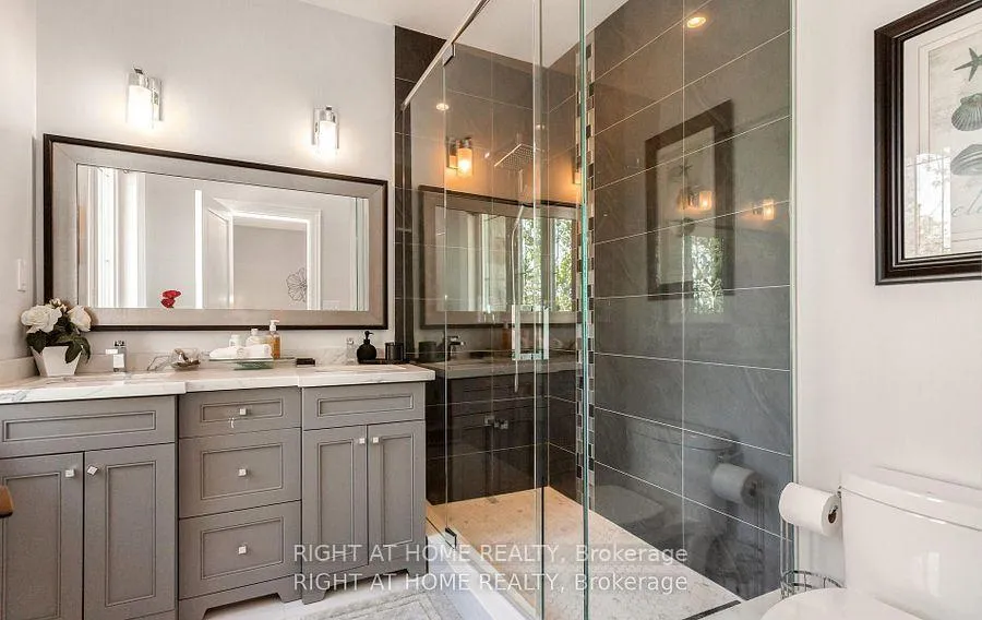 Photo 31 of 1220 Meredith Avenue, Mississauga, Lakeview — HOMEH