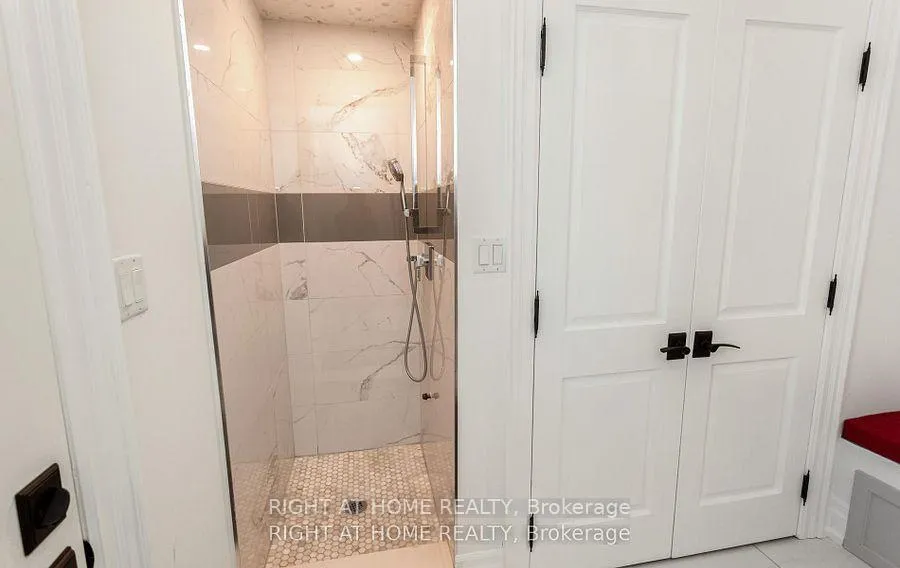 Photo 37 of 1220 Meredith Avenue, Mississauga, Lakeview — HOMEH