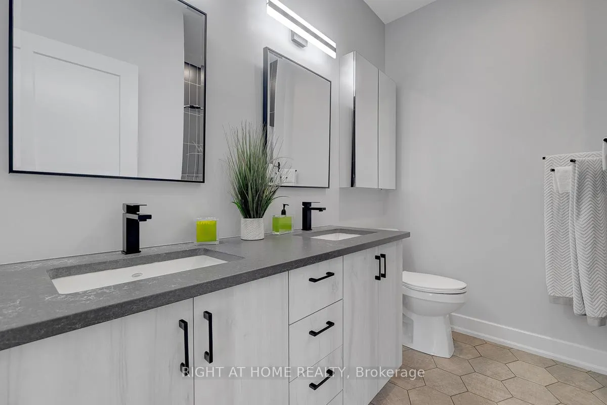 Photo 23 of 780 Keinouche Place, Ottawa, Camelot — HOMEH