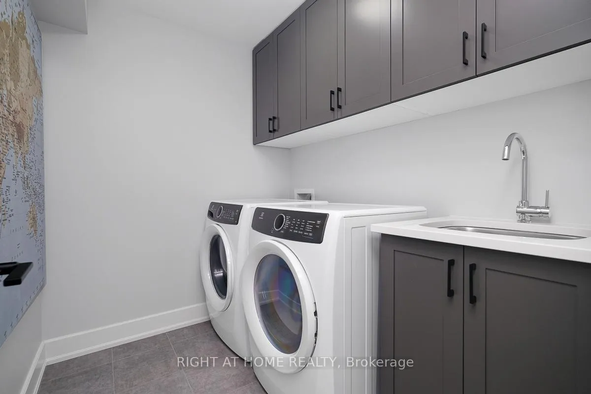 Photo 33 of 780 Keinouche Place, Ottawa, Camelot — HOMEH